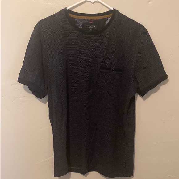 Ted Baker Navy Blue With Tiny White polka Dots Short Sleeve Shirt Men 4 - Picture 1 of 7